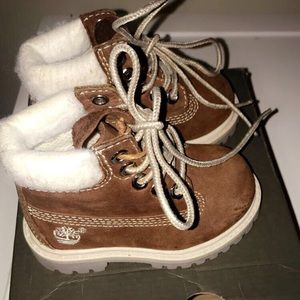 Infant timberlands size 4c